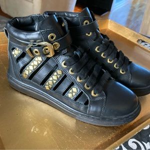 Bronx gold and black studded high top